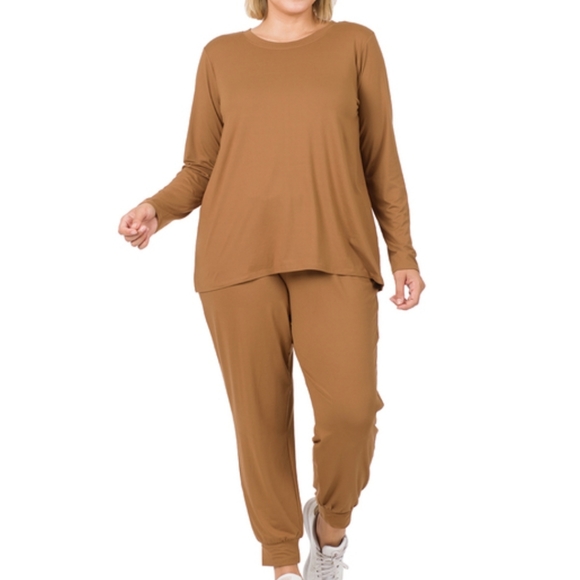 Cute and Comfy Jogger Set Camel - Picture 3 of 3